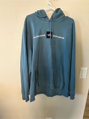 The North Face Teal Hoodie 'Never Stop Exploring' Logo size XL pre owned 1186